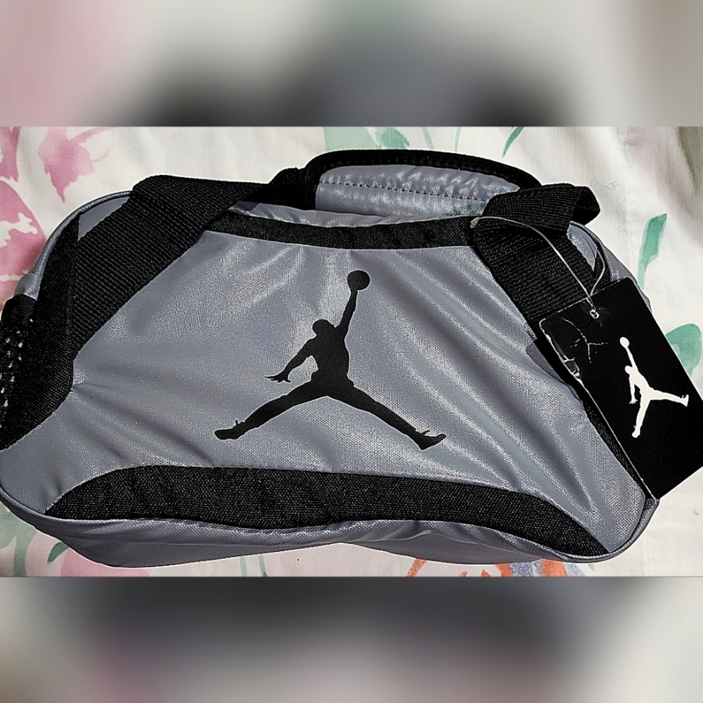 Jumpman insulated lunch tote